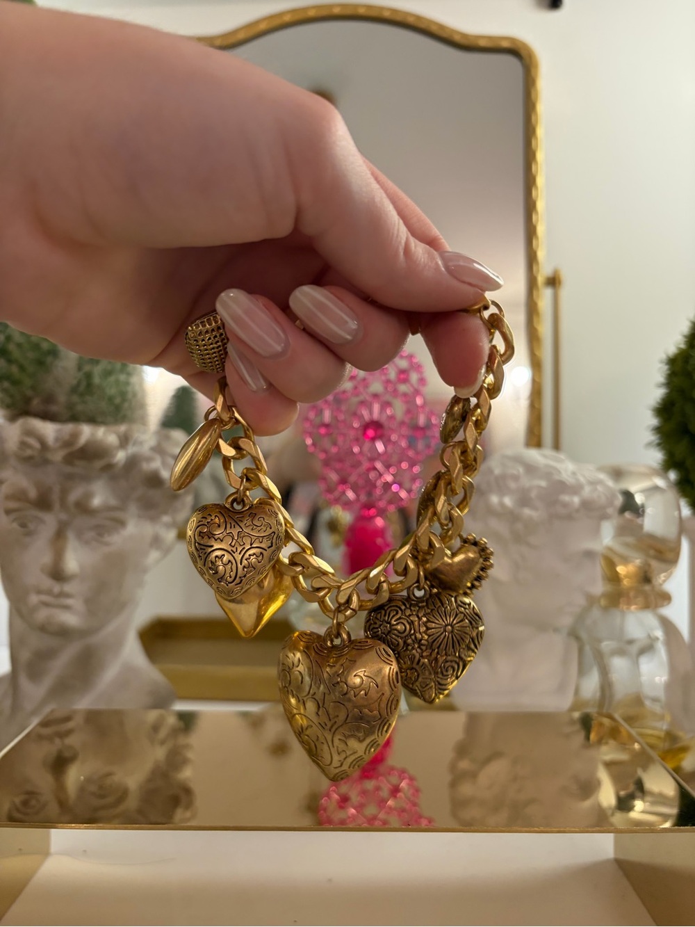 Zara Gold Heart Charm Bracelet - Women's Elegant Chain Bracelet